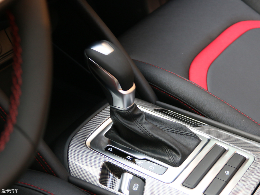 2018LCS55 1.5T Ԅp VI