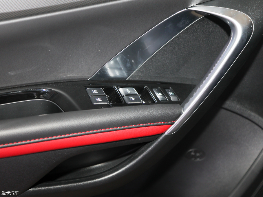 2018LCS55 1.5T Ԅń V