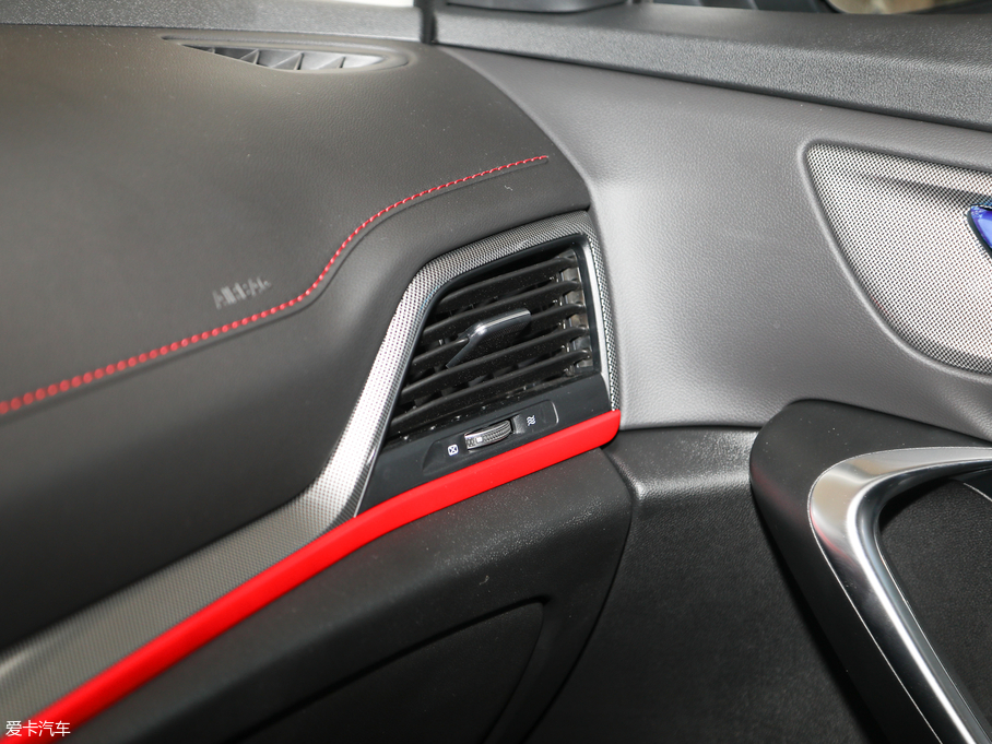 2018L(zhng)CS55 1.5T Ԅ(dng)ń(dng) (gu)V