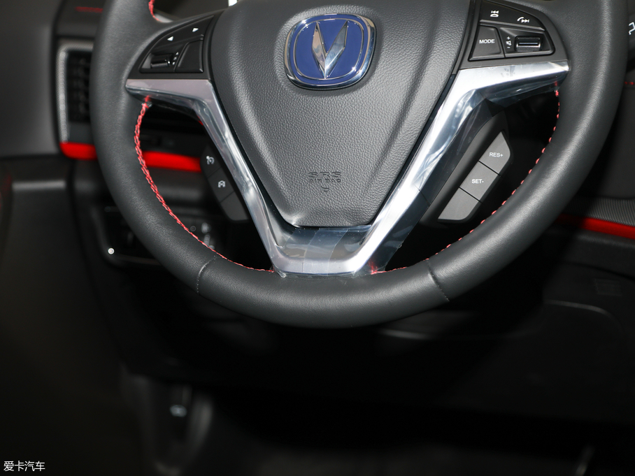 2018LCS55 1.5T Ԅń V