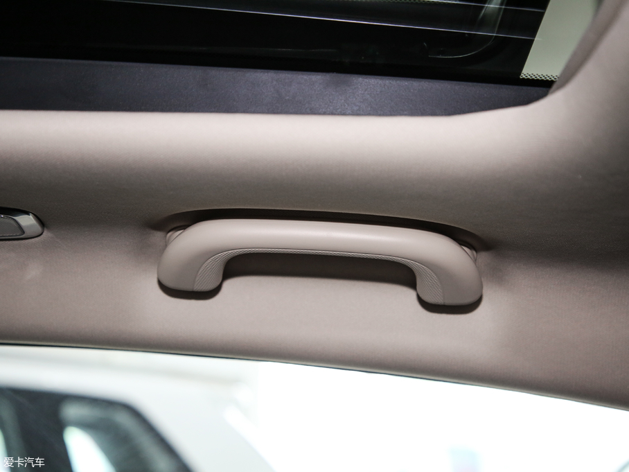 2019GCC 1.5T Ԅӵǿհ VI