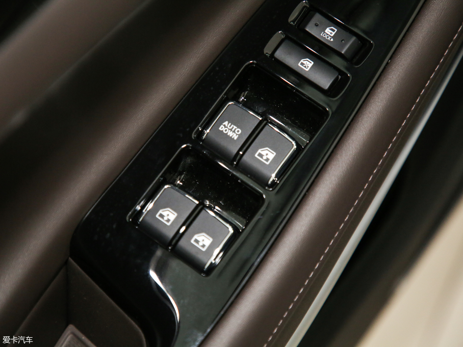 2019GCC 1.5T Ԅӵǿհ VI