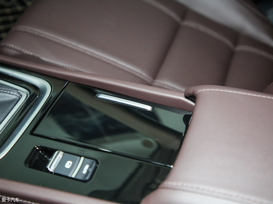 2019GCC 1.5T Ԅӵǿհ VI