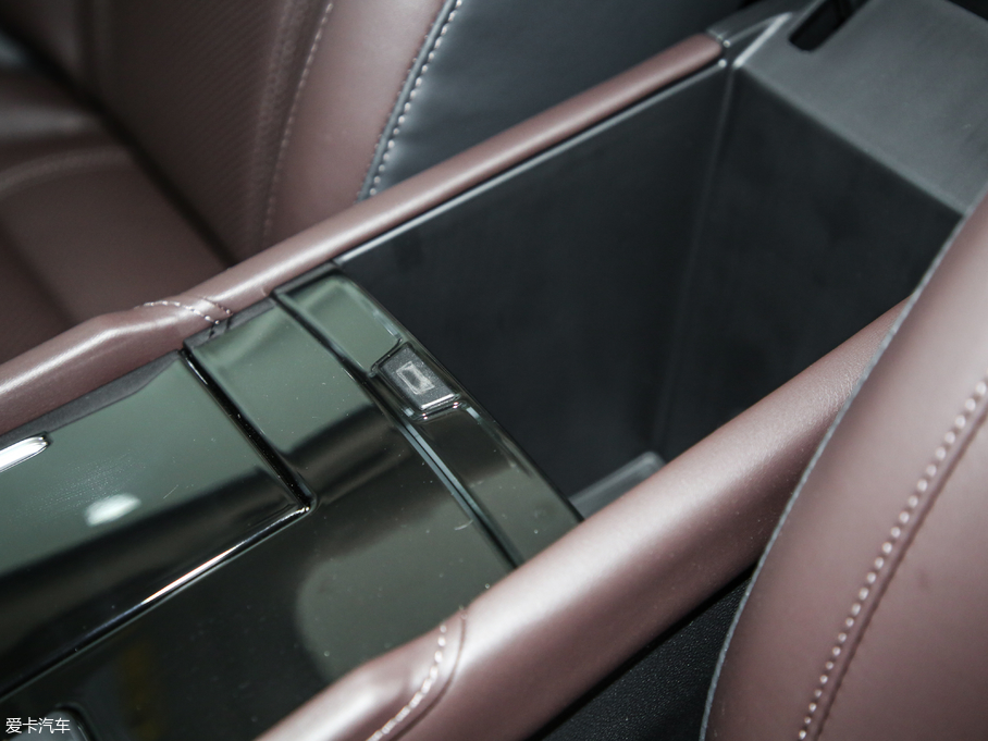 2019GCC 1.5T Ԅӵǿհ VI