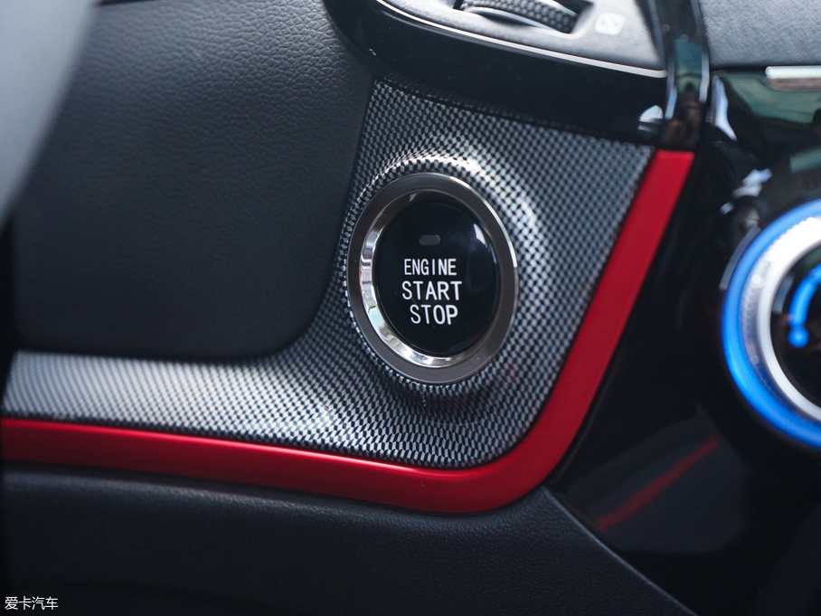 2018LCS55{Ӱ 1.5T Ԅ{Ӱ