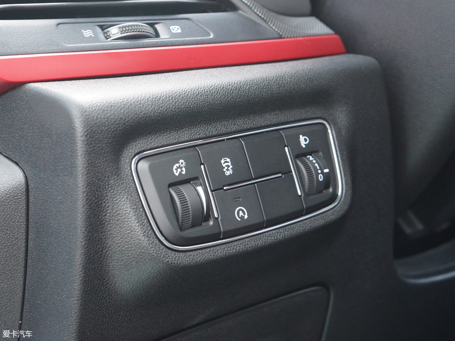 2018LCS55{Ӱ 1.5T Ԅ{Ӱ