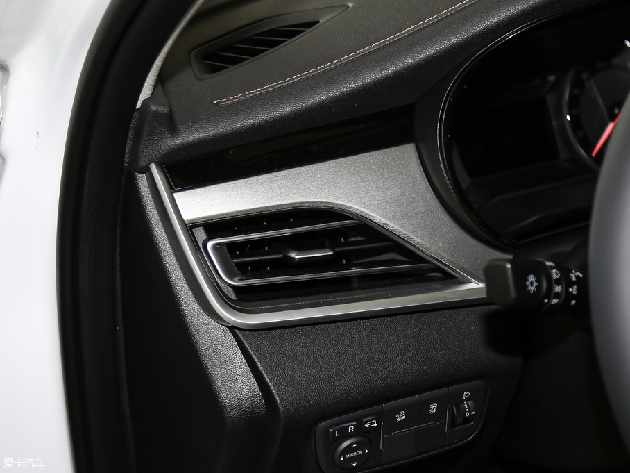 2018LCS35 PLUS 1.6L Ԅӿ V