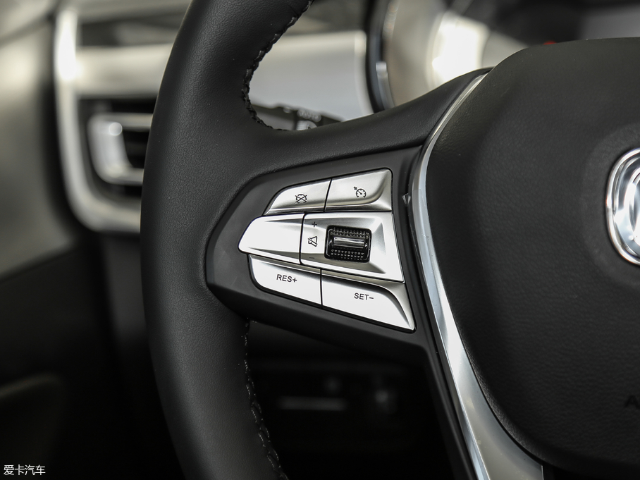 2018LCS35 PLUS 1.6L քӕ V