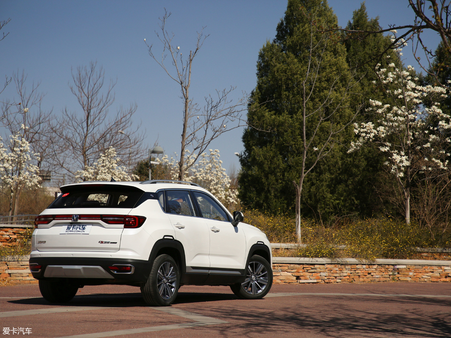 2018LCS35 PLUS 1.6L Ԅ V