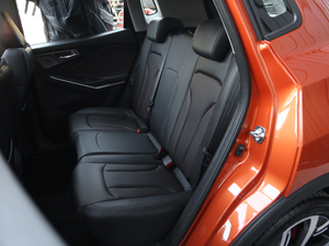 2019款1.5L 自动旗舰型 国V 后排座椅