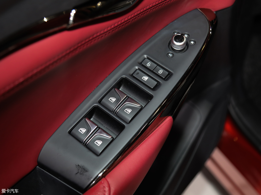 2020LCS75 PLUS 2.0T ԄŞ