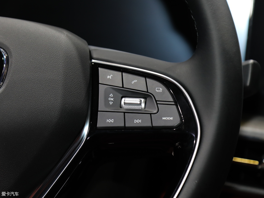 2020LCS75 PLUS 2.0T ԄŞ