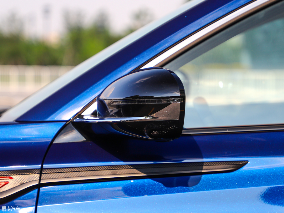 2020LCS75 PLUS 2.0T ԄŞ