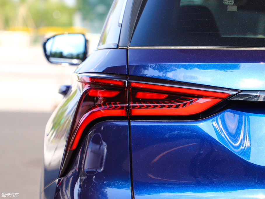 2020LCS75 PLUS 2.0T ԄŞ