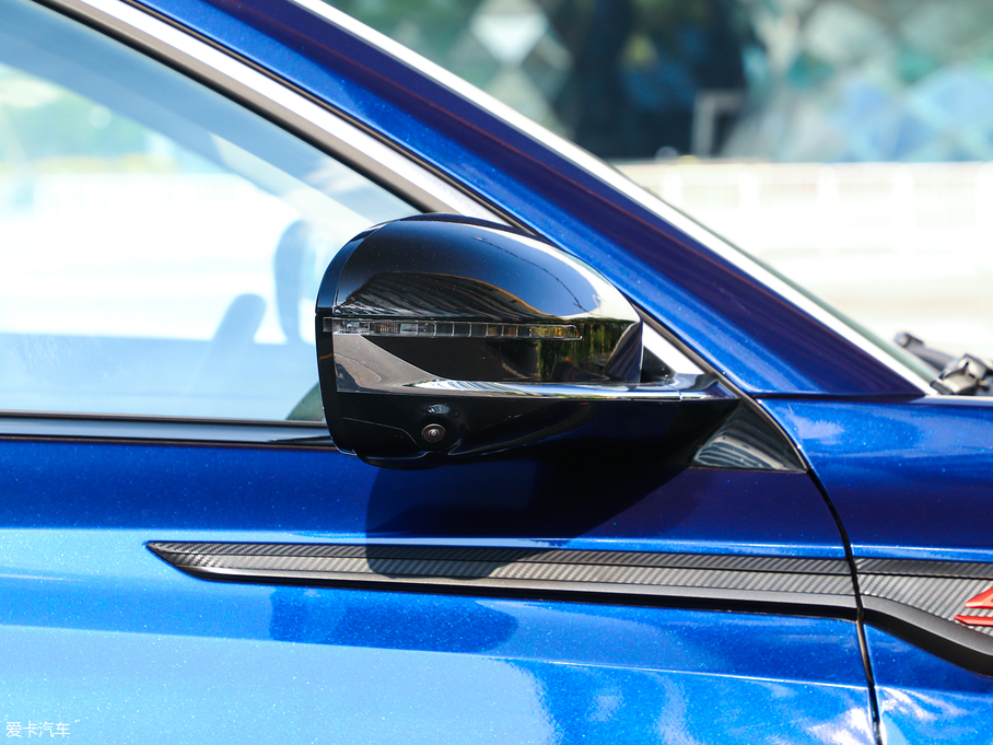 2020LCS75 PLUS 2.0T ԄŞ