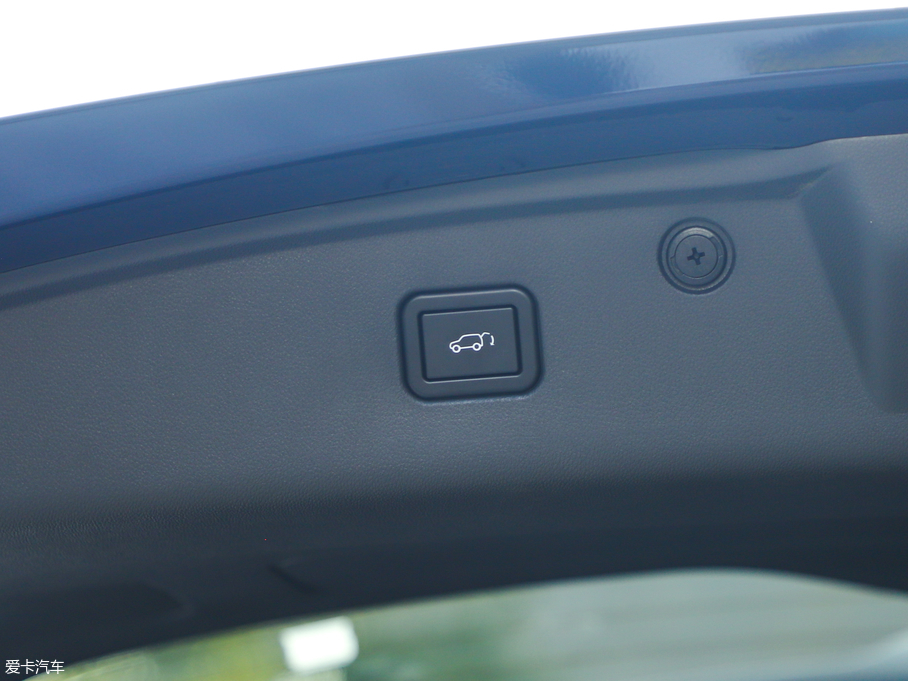 2020LCS75 PLUS 2.0T ԄŞ