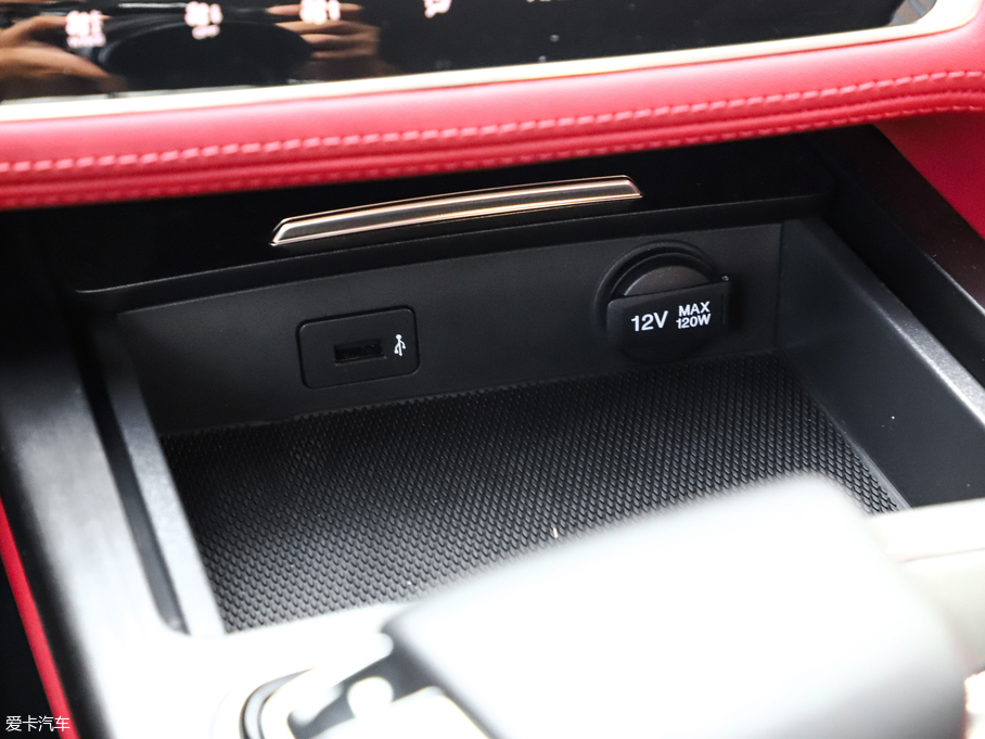 2020LCS75 PLUS 2.0T ԄŞ