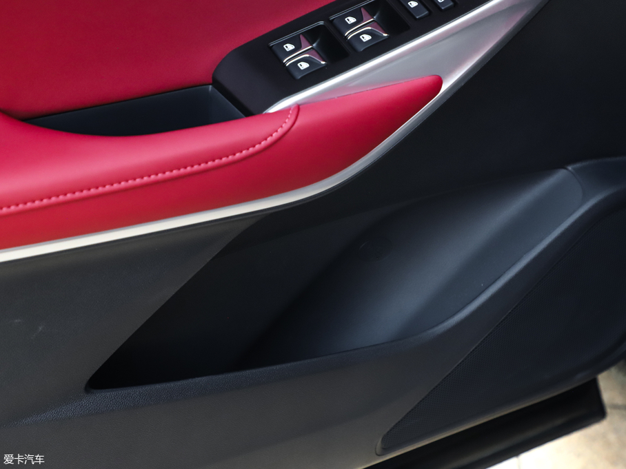 2020LCS75 PLUS 2.0T ԄŞ