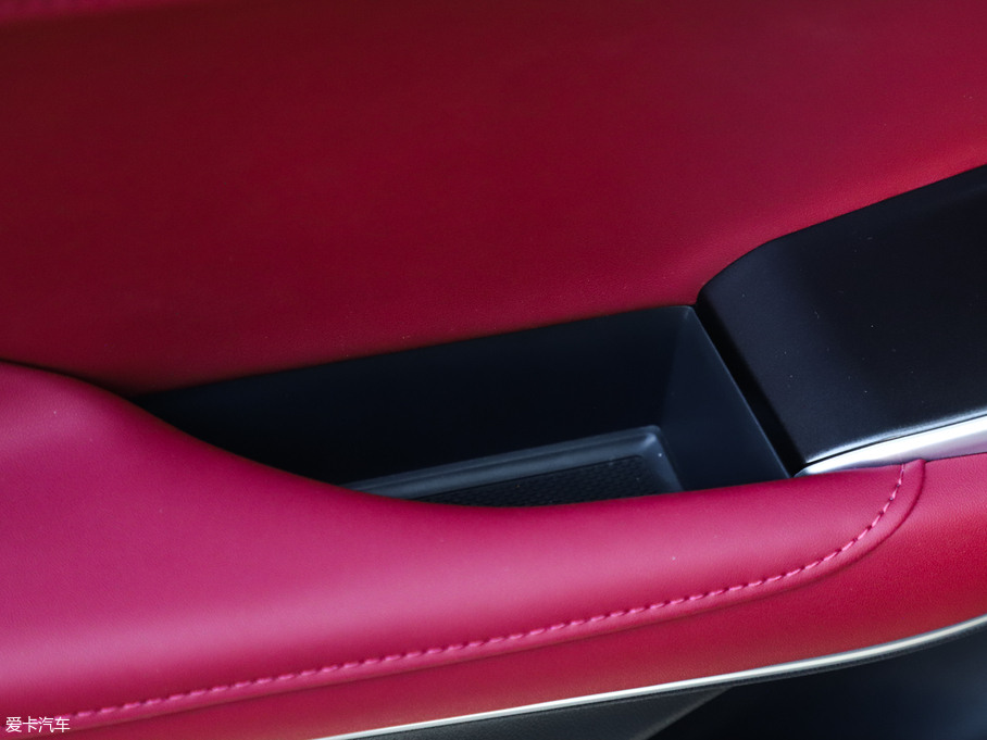 2020LCS75 PLUS 2.0T ԄŞ