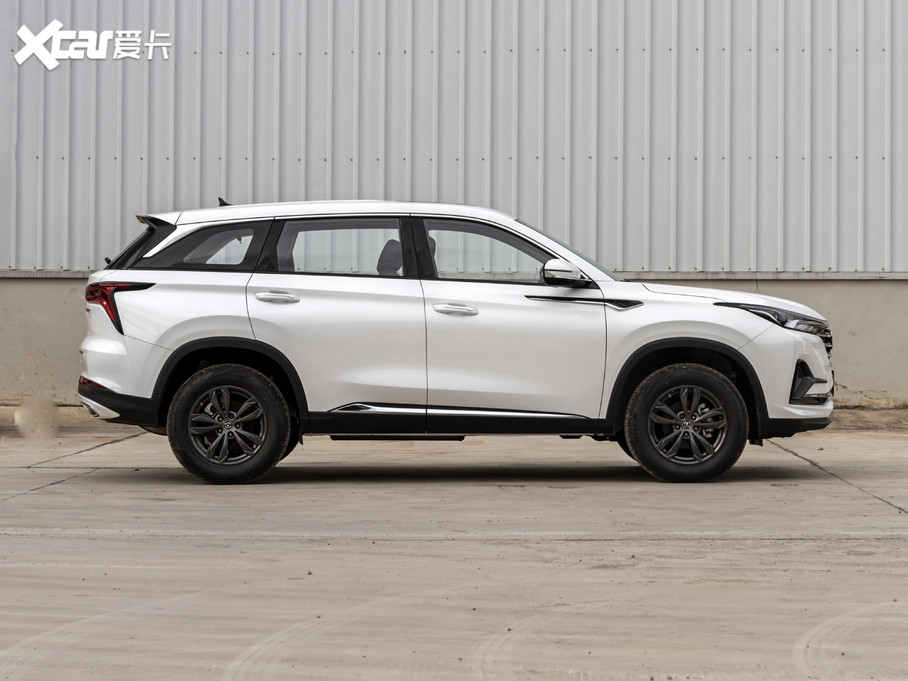 长安cs75 2020款,长安cs75新款2021款 2020款长安cs75