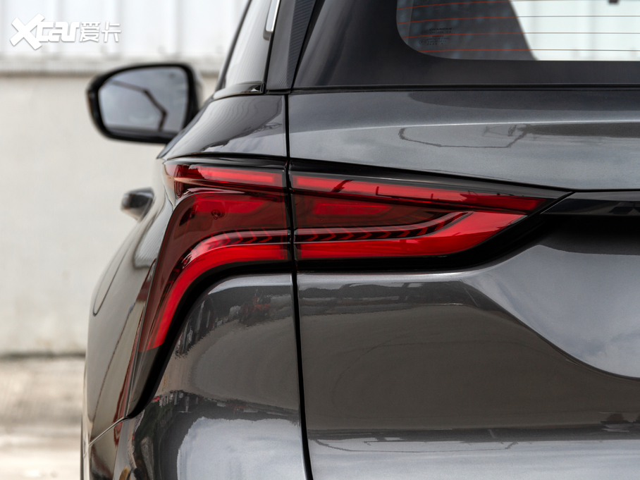 2020LCS75 PLUS 2.0T ԄI