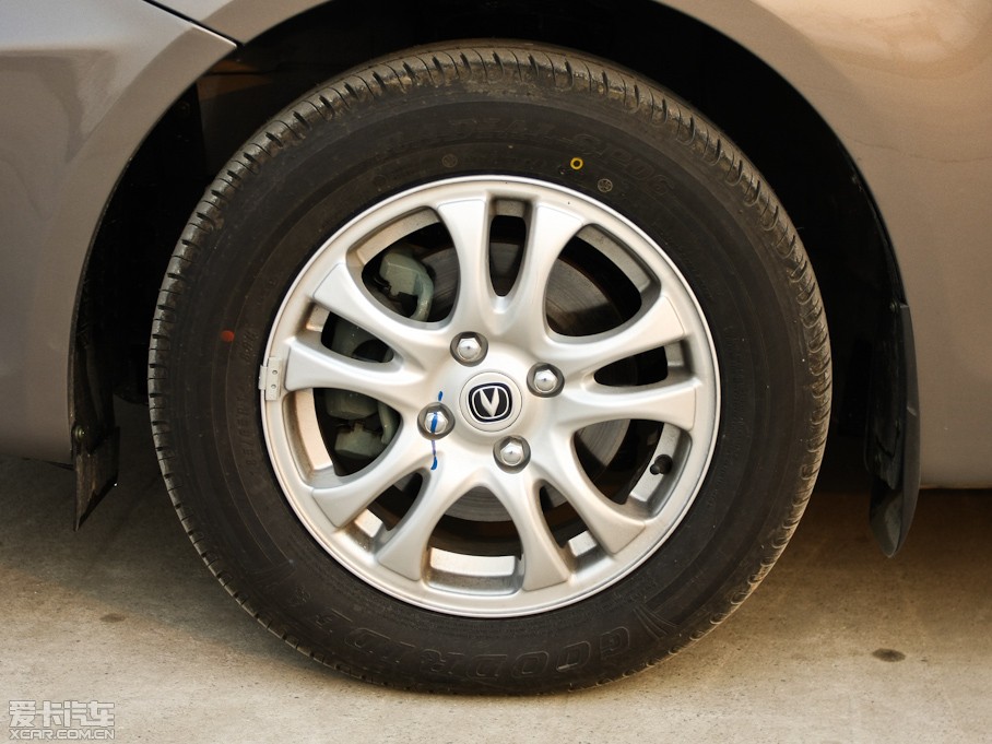 2009��� ���� 1.5L �քӺ��A��