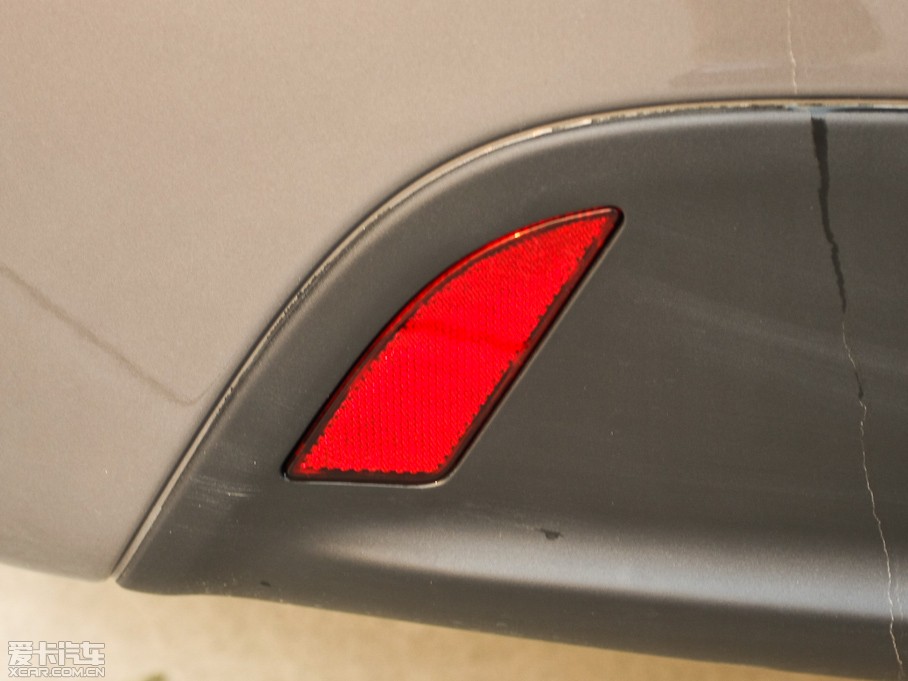 2009��� ���� 1.5L �քӺ��A��