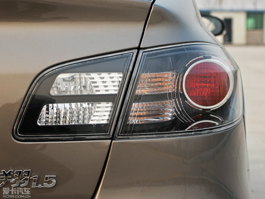 2009��� ���� 1.5L �քӺ��A��