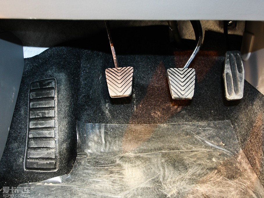 2009��� ���� 1.5L �քӺ��A��