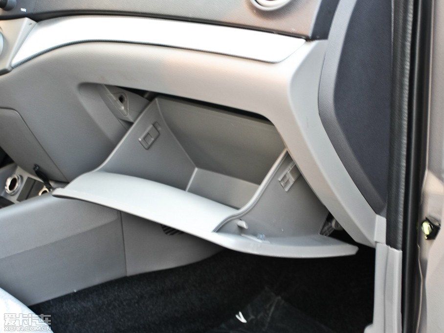 2009��� ���� 1.5L �քӺ��A��