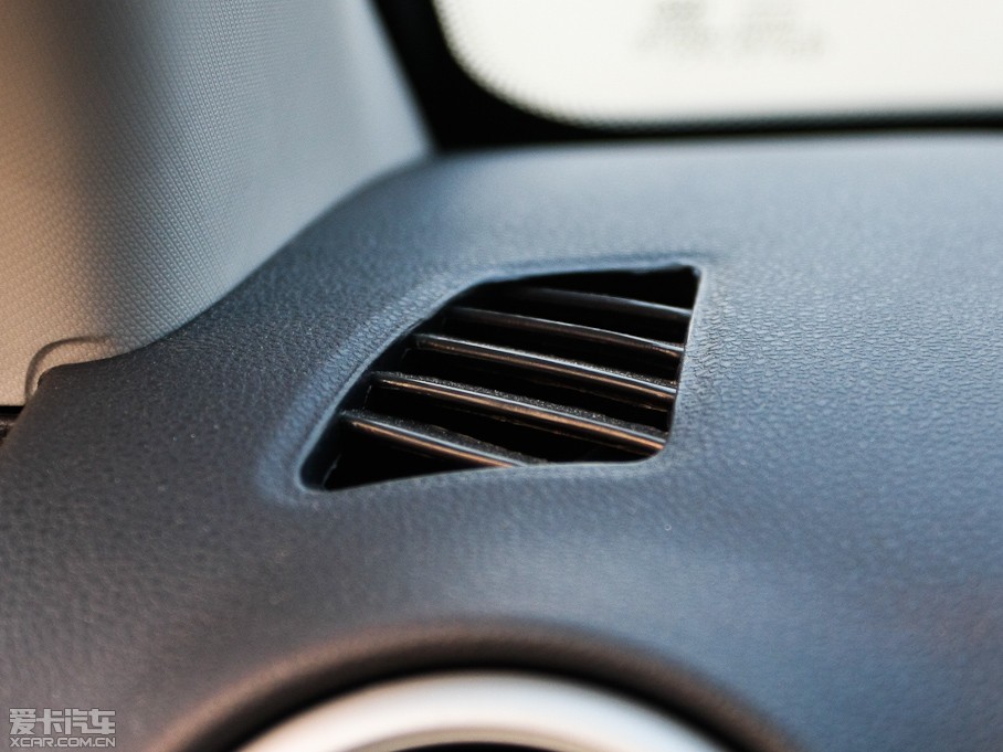 2009��� ���� 1.5L �քӺ��A��