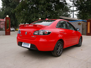 2009款三厢 1.5L 手动运动版 左后45度
