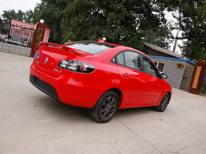 2009款三厢 1.5L 手动运动版 整体外观