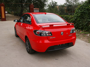 2009款三厢 1.5L 手动运动版 整体外观
