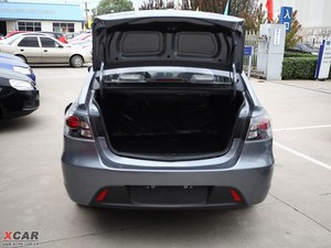 2009款三厢 1.5L 手动豪华版 空间座椅