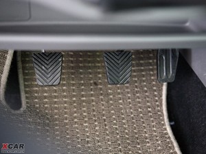 2009款三厢 1.5L 手动舒适版 空间座椅