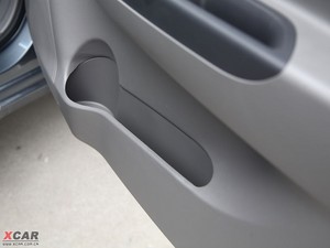 2009款三厢 1.5L 手动豪华版 空间座椅