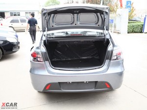 2009款三厢 1.5L 手动豪华版 空间座椅