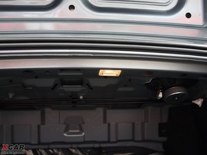 2009款三厢 1.5L 手动豪华版 空间座椅