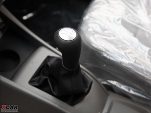 2009款三厢 1.5L 手动豪华版 中控区