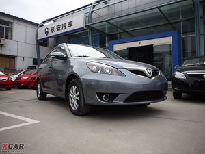 2009款三厢 1.5L 手动豪华版 整体外观