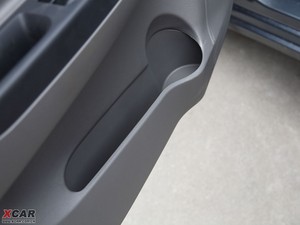 2009款三厢 1.5L 手动豪华版 空间座椅