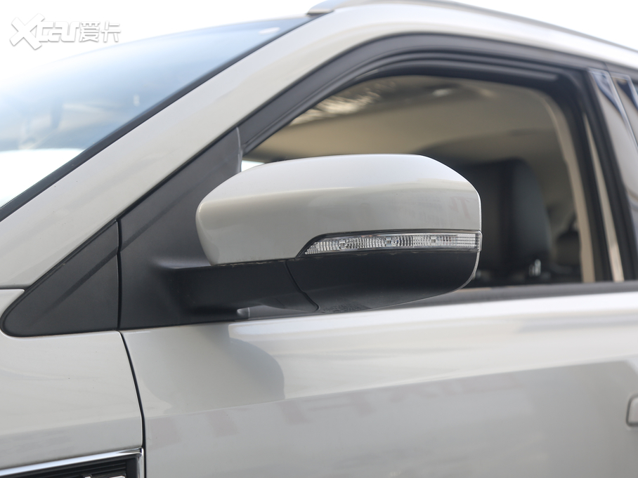 2019LCS55 1.5T Ԅɫ VI