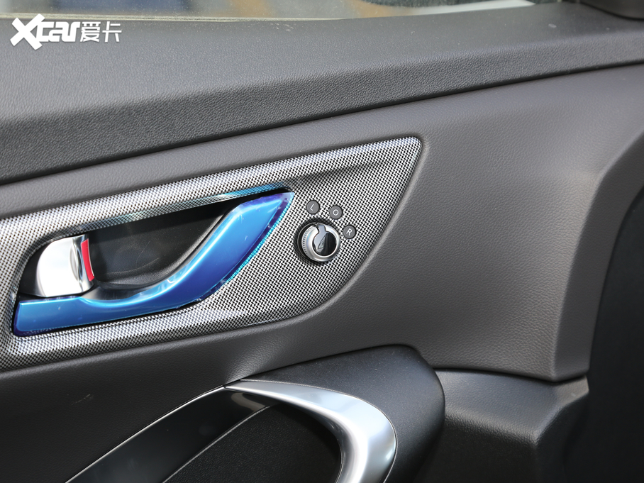 2019LCS55 1.5T Ԅɫ VI