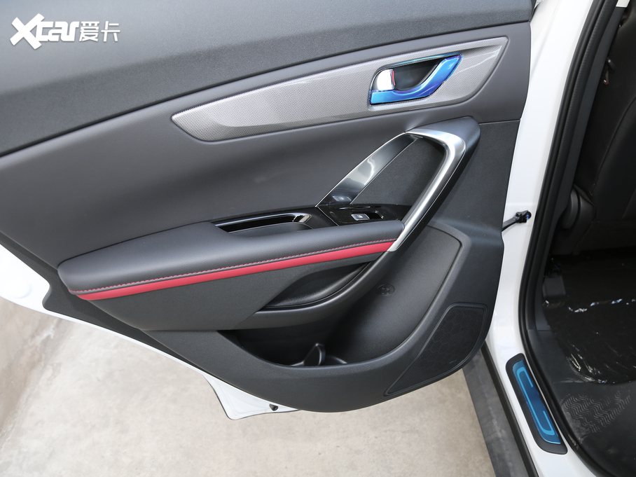 2019LCS55 1.5T Ԅɫ VI