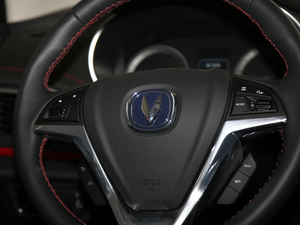 2019款1.5T 自动炫酷型 国VI 中控区