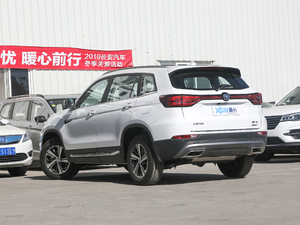 2020款280T 手动精智型 国VI 左后45度