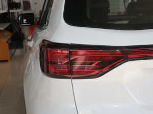 2020280T ԄӾ VI (ji)^