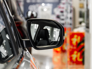 2020280T քӾӢ VI ^