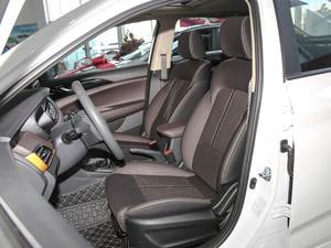 2019款1.6L 手动舒享型 国VI 主驾驶座椅